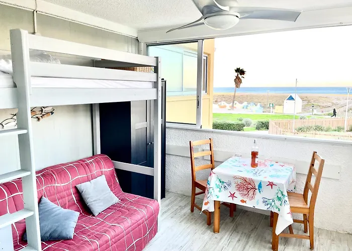 Escapade Marine1 Face A La Daire *